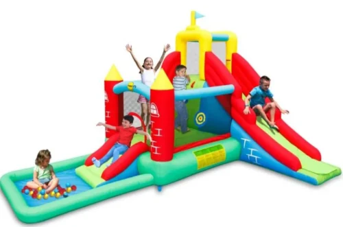 מתנפח לילדים טירת האבירים דגם 9066 – פארק מים וקפיצה מושלם לחצר! הזמינו עכשיו וקבלו שירות אישי